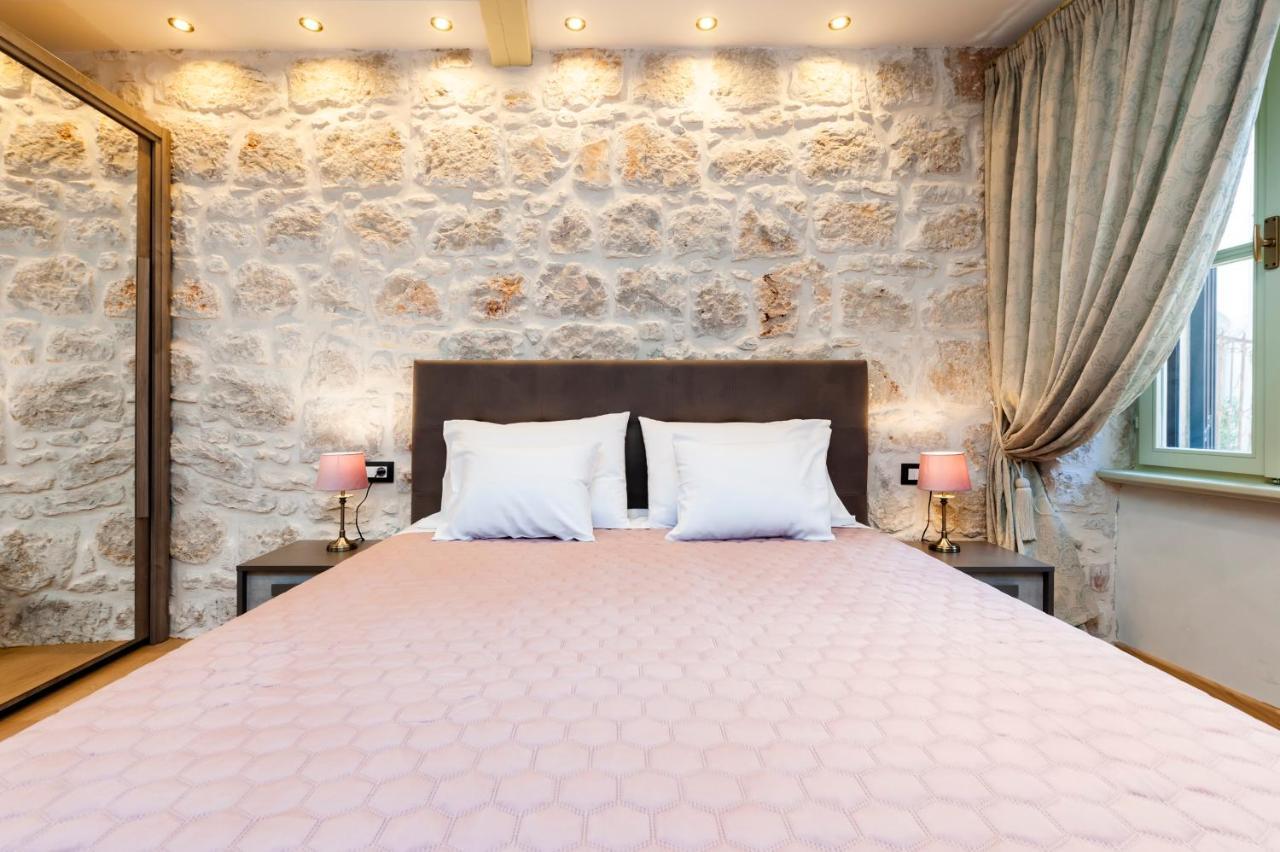 Dc II Downtown Apartment Rovinj Eksteriør bilde