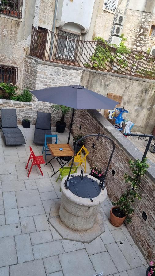 Dc II Downtown Apartment Rovinj Eksteriør bilde