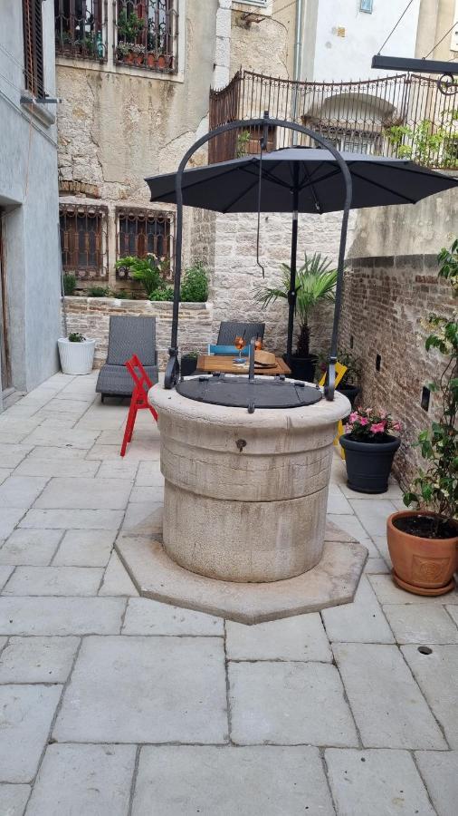 Dc II Downtown Apartment Rovinj Eksteriør bilde
