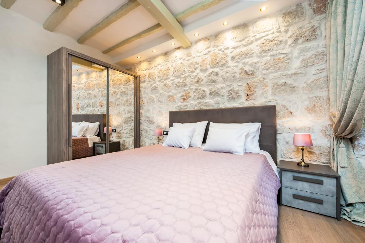 Dc II Downtown Apartment Rovinj Eksteriør bilde