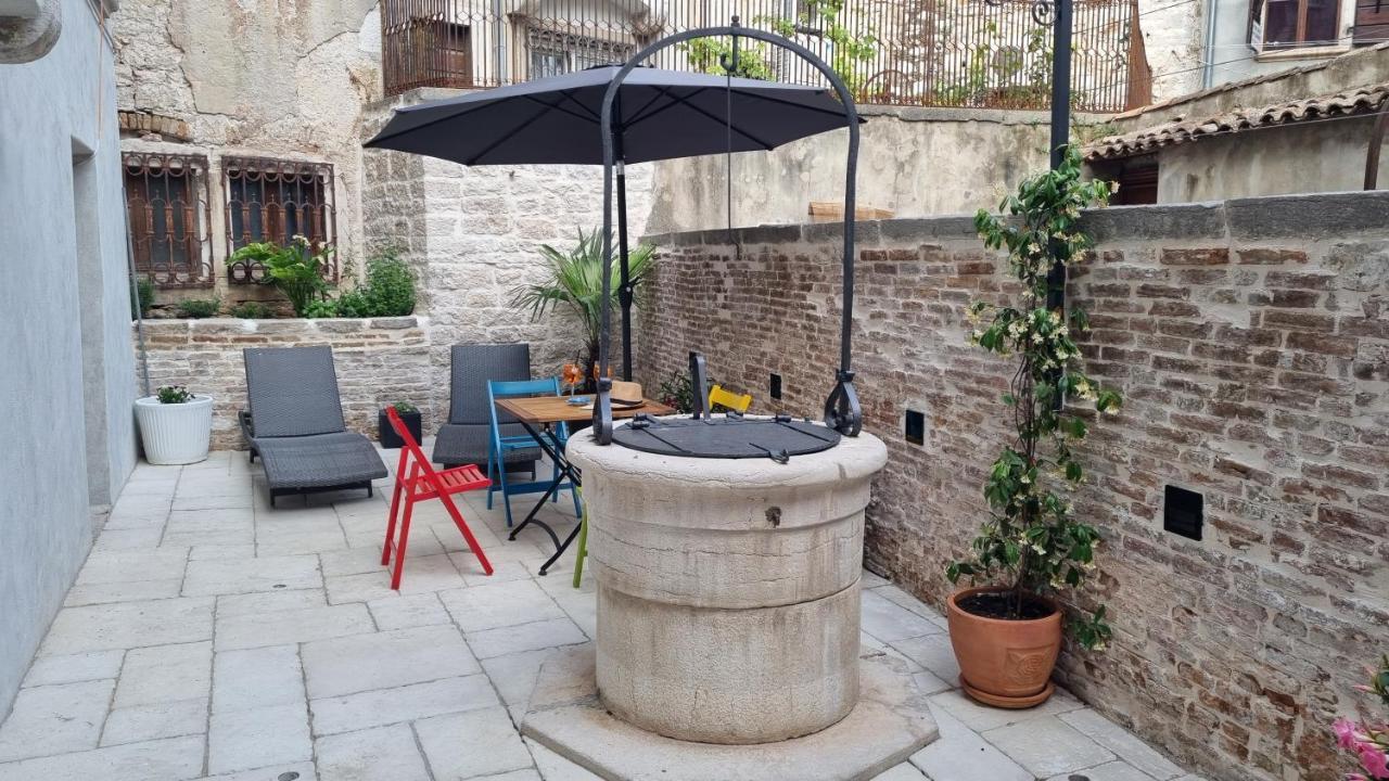 Dc II Downtown Apartment Rovinj Eksteriør bilde